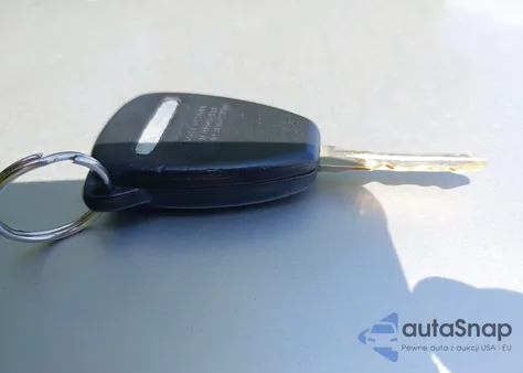 2011 Jeep Wrangler Unlimited Sahara z USA, uszkodzony, nr VIN 1J4HA5H16BL563723